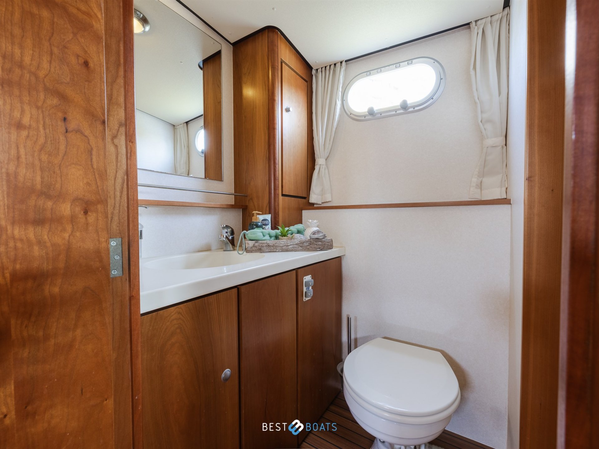 Linssen Grand Sturdy 40.9 AC