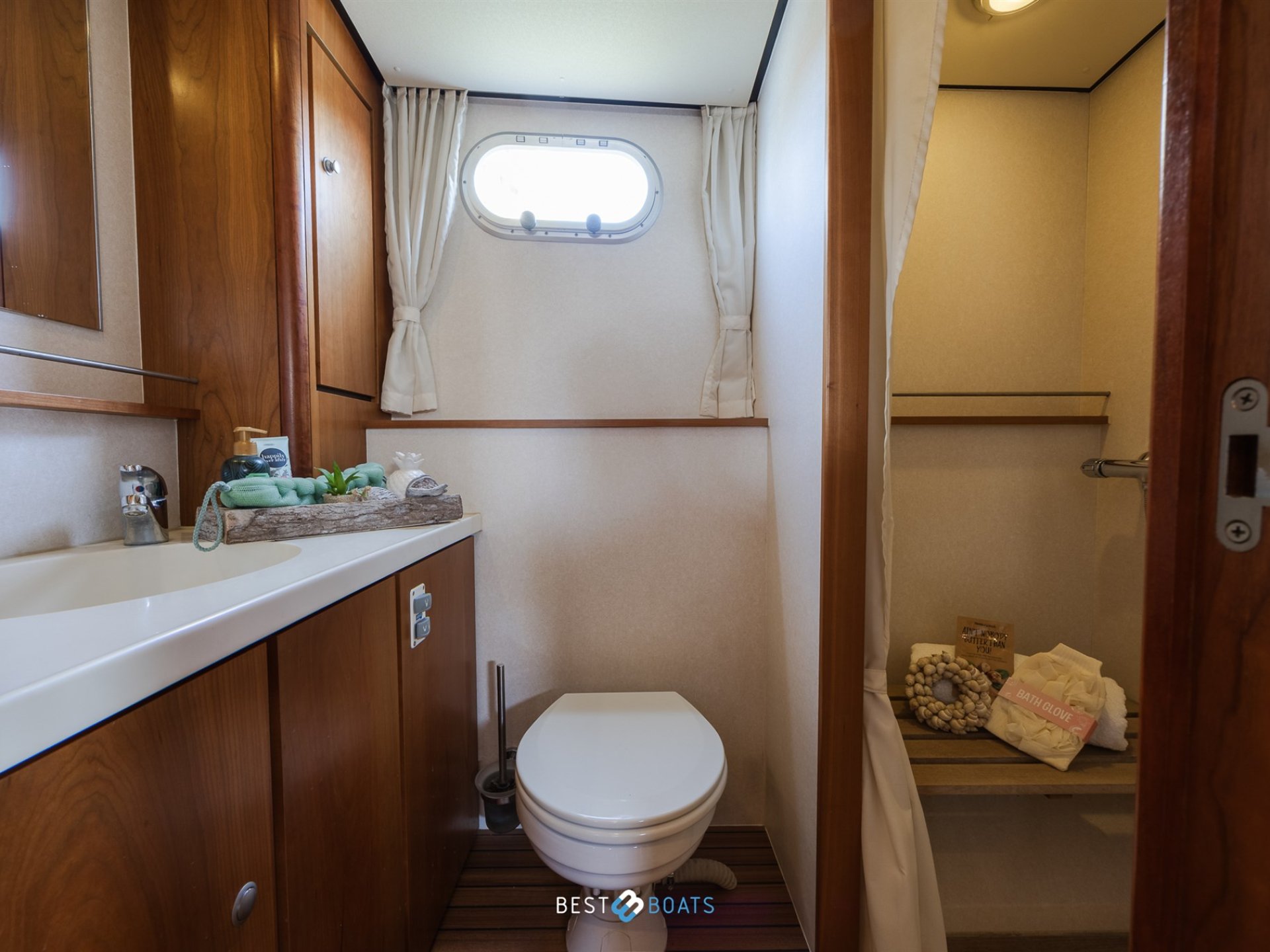 Linssen Grand Sturdy 40.9 AC