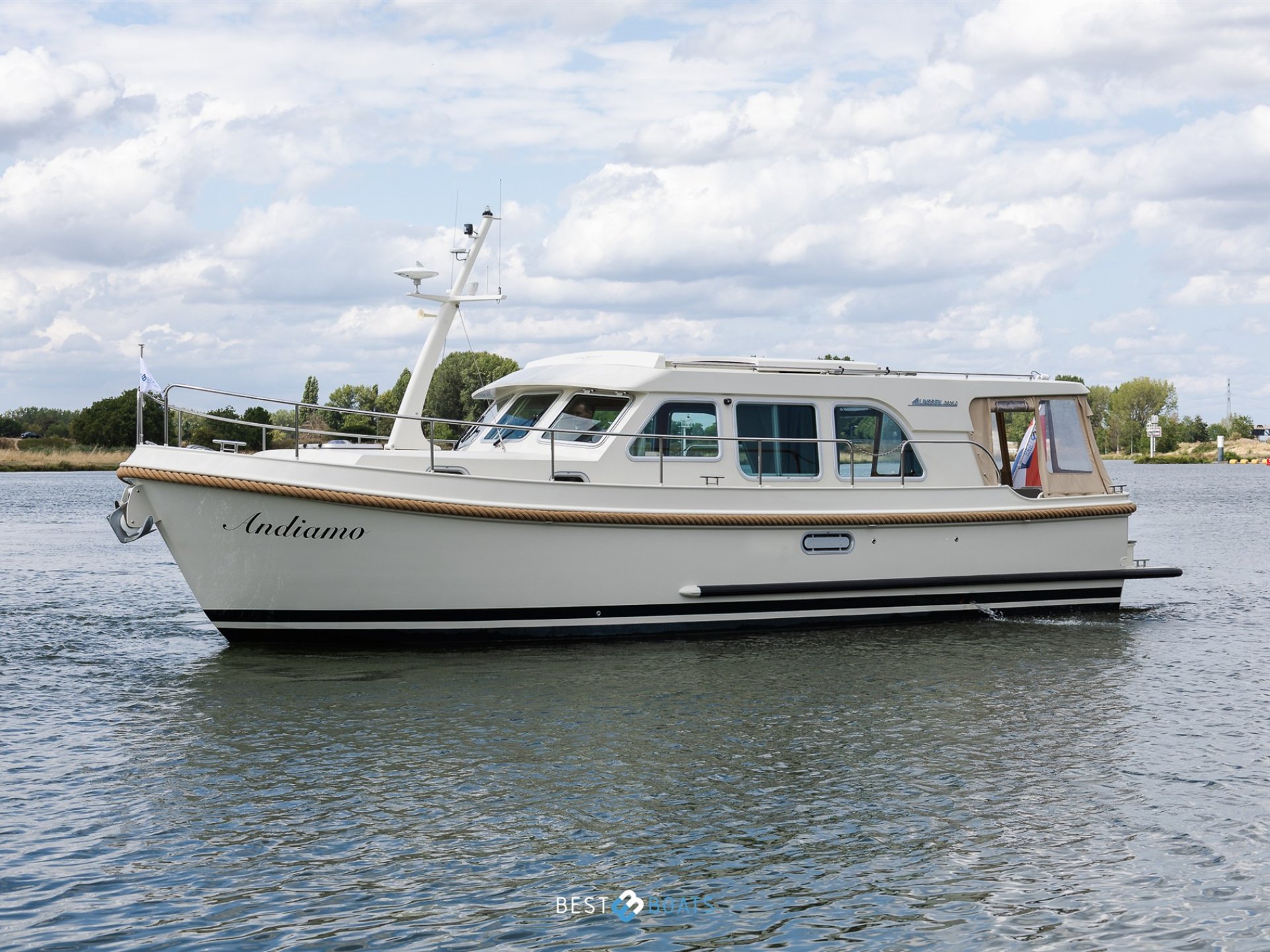 Linssen Grand Sturdy 35.0 Sedan