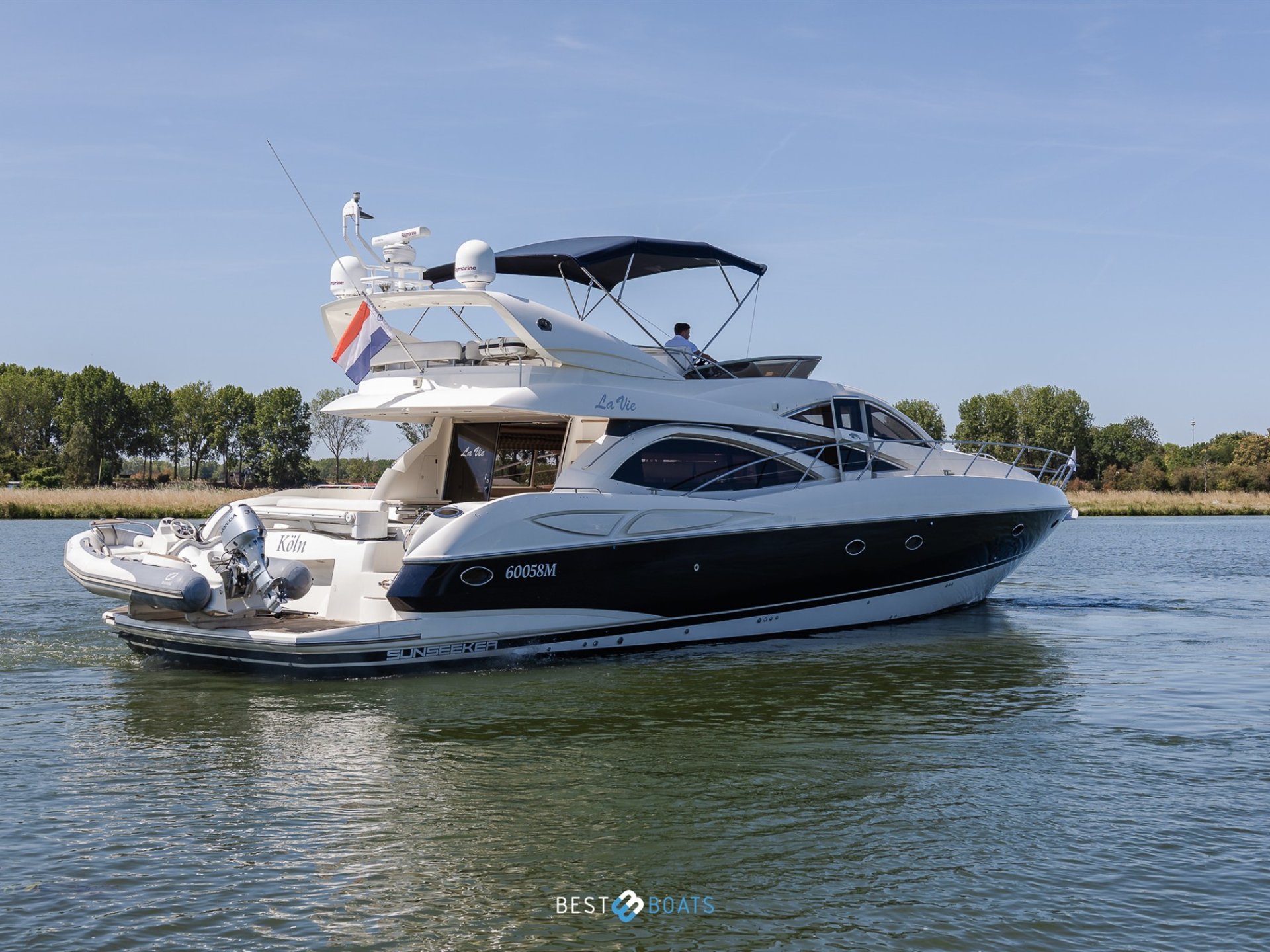 Sunseeker Manhattan 64