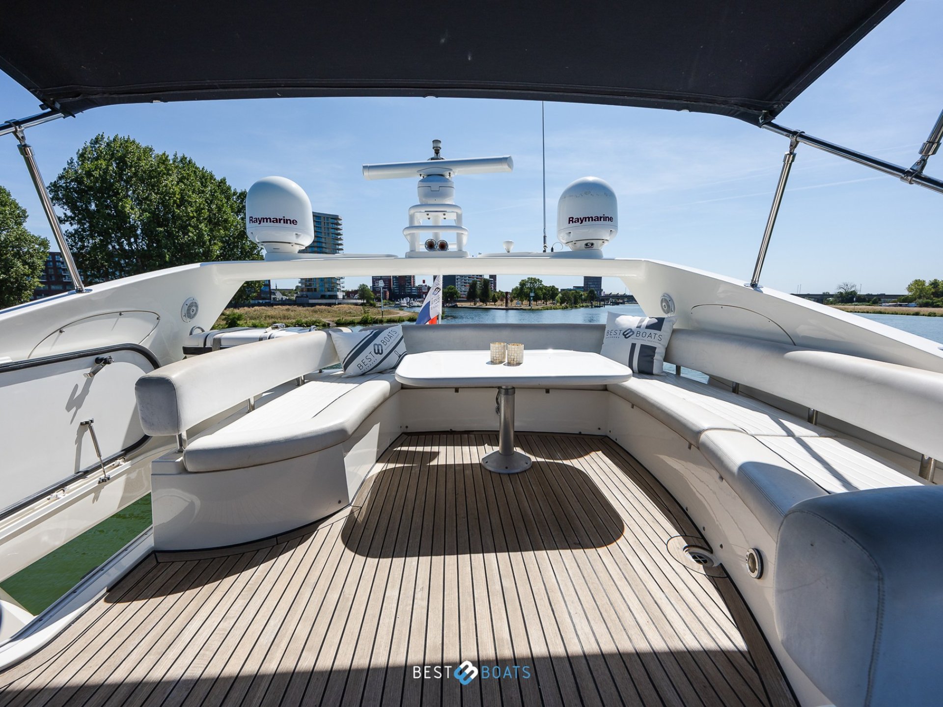 Sunseeker Manhattan 64