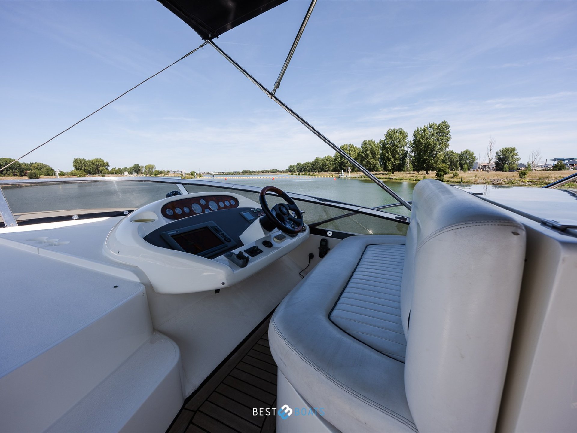 Sunseeker Manhattan 64