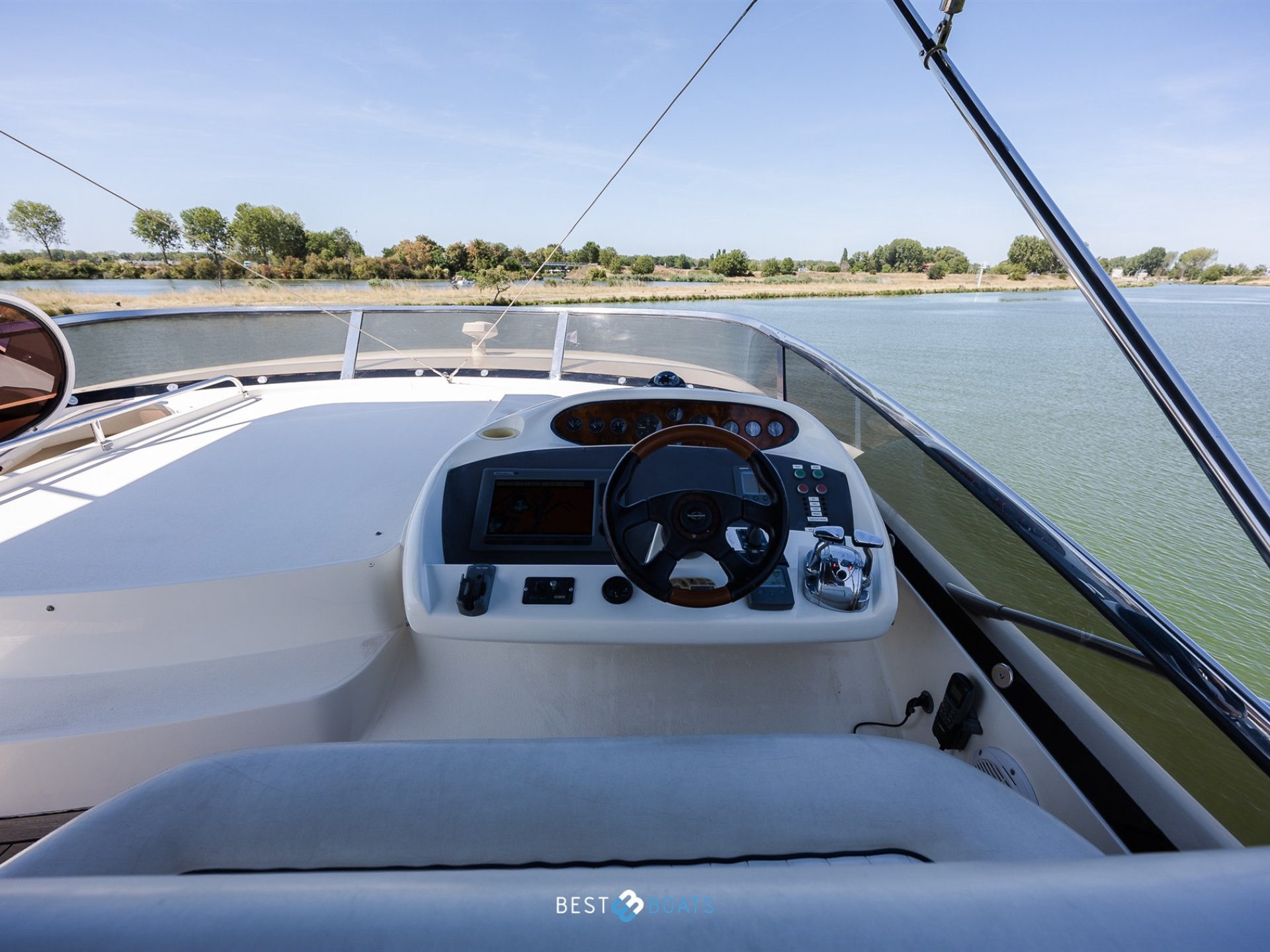 Sunseeker Manhattan 64
