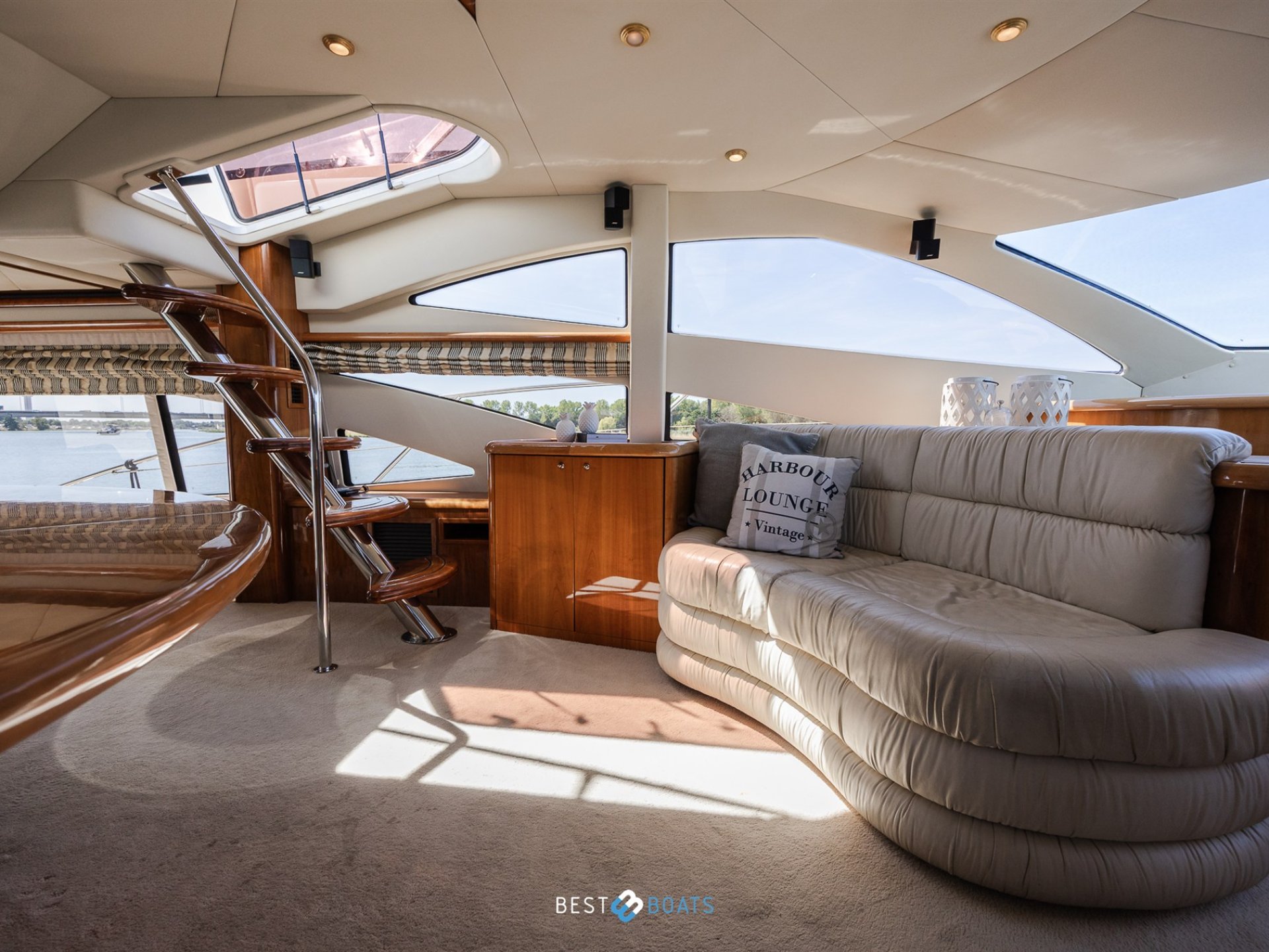 Sunseeker Manhattan 64