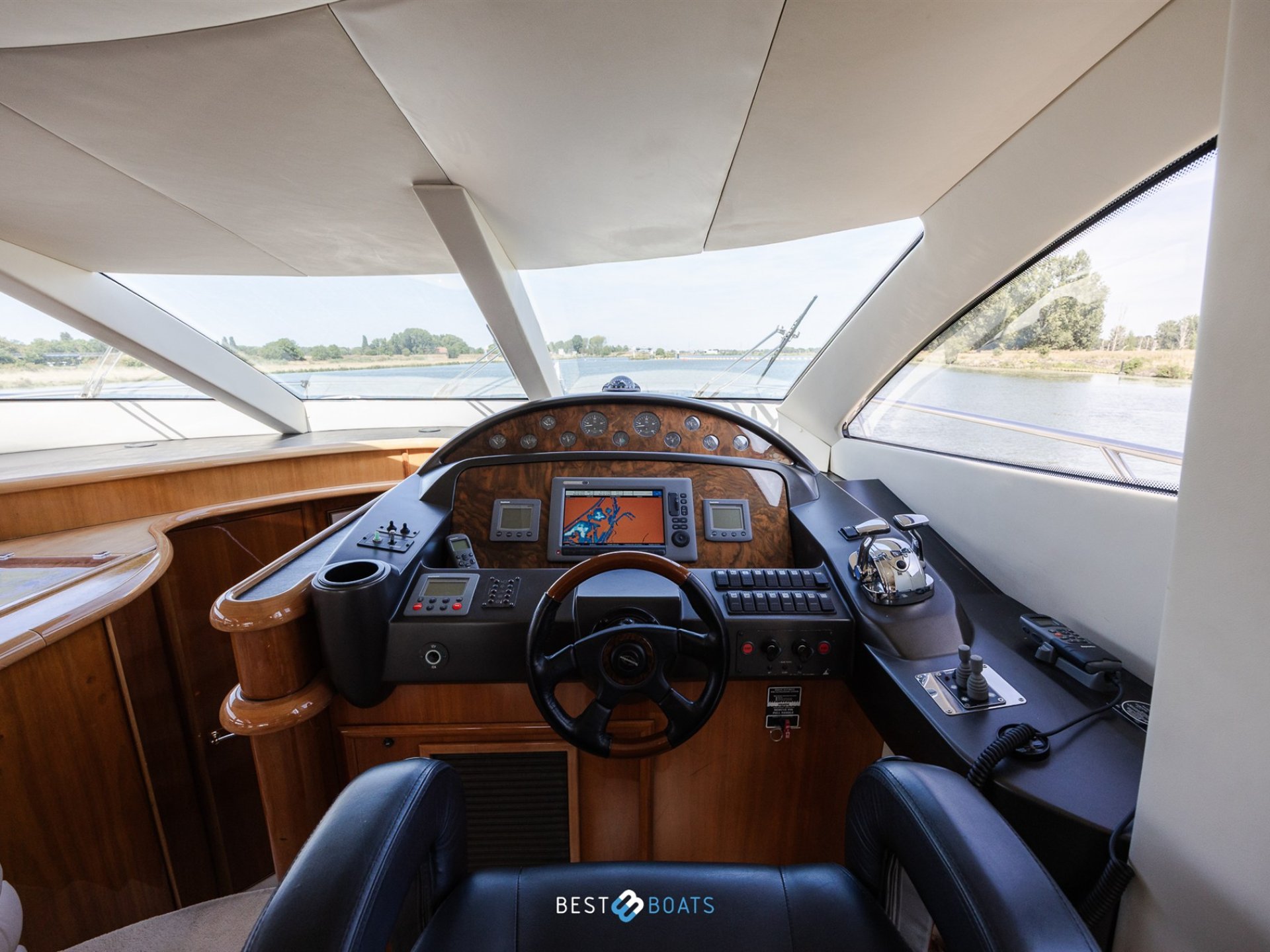 Sunseeker Manhattan 64
