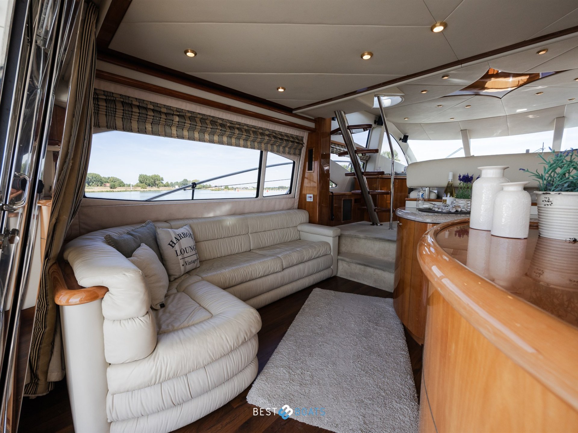 Sunseeker Manhattan 64