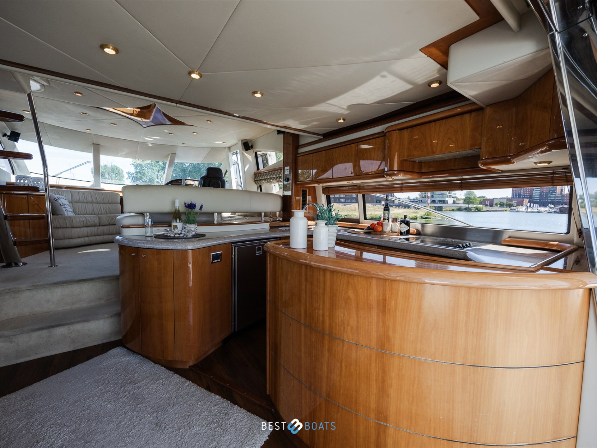 Sunseeker Manhattan 64