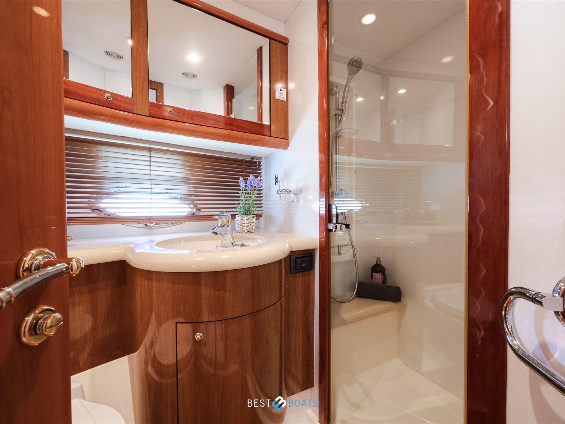 Sunseeker Manhattan 64