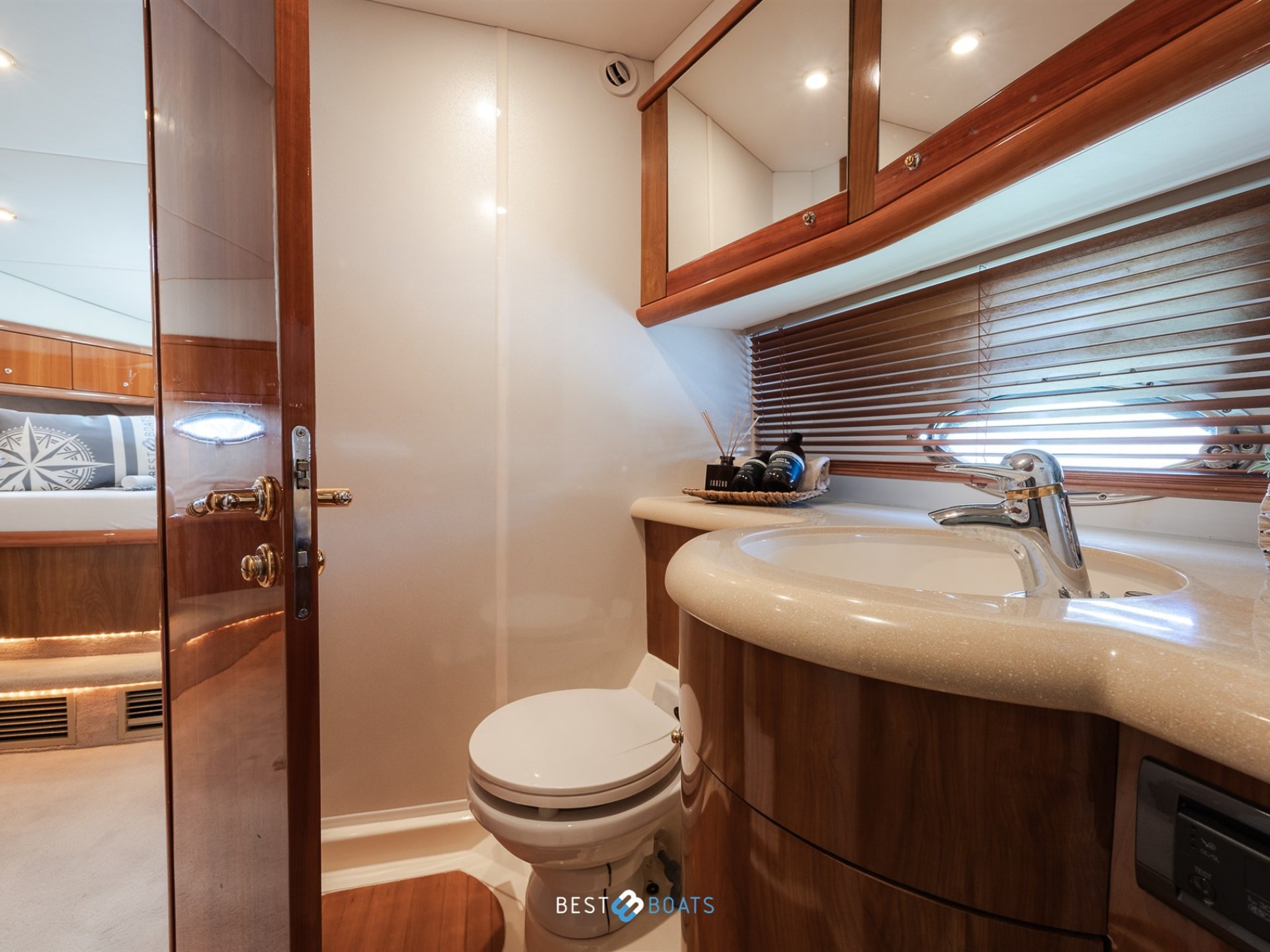 Sunseeker Manhattan 64