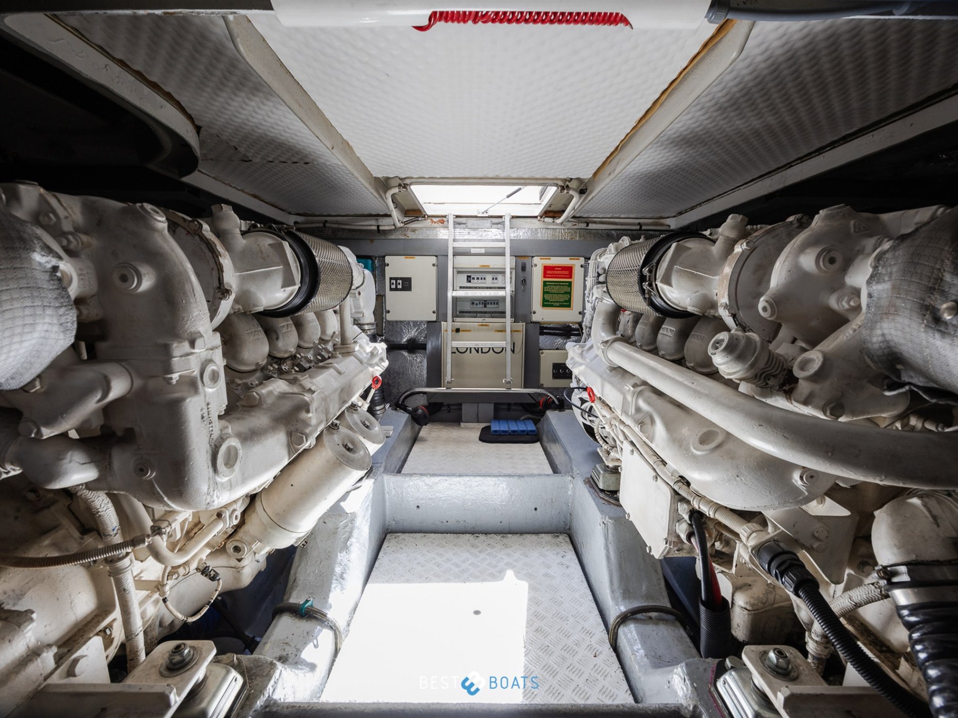 Sunseeker Manhattan 64