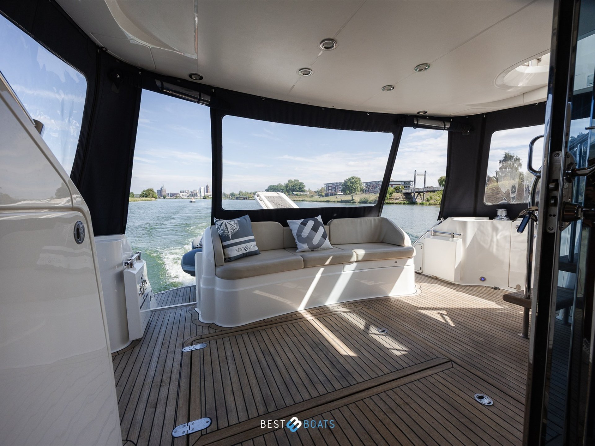 Fairline 58 Squadron