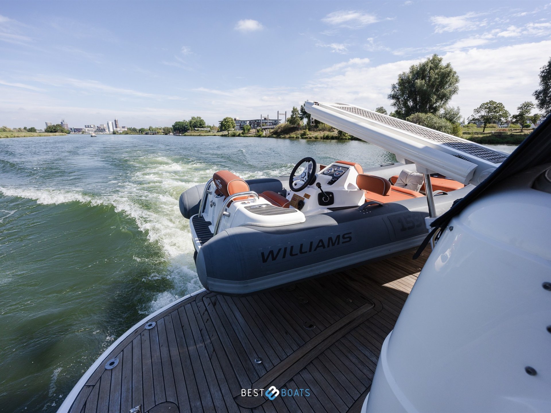 Fairline 58 Squadron