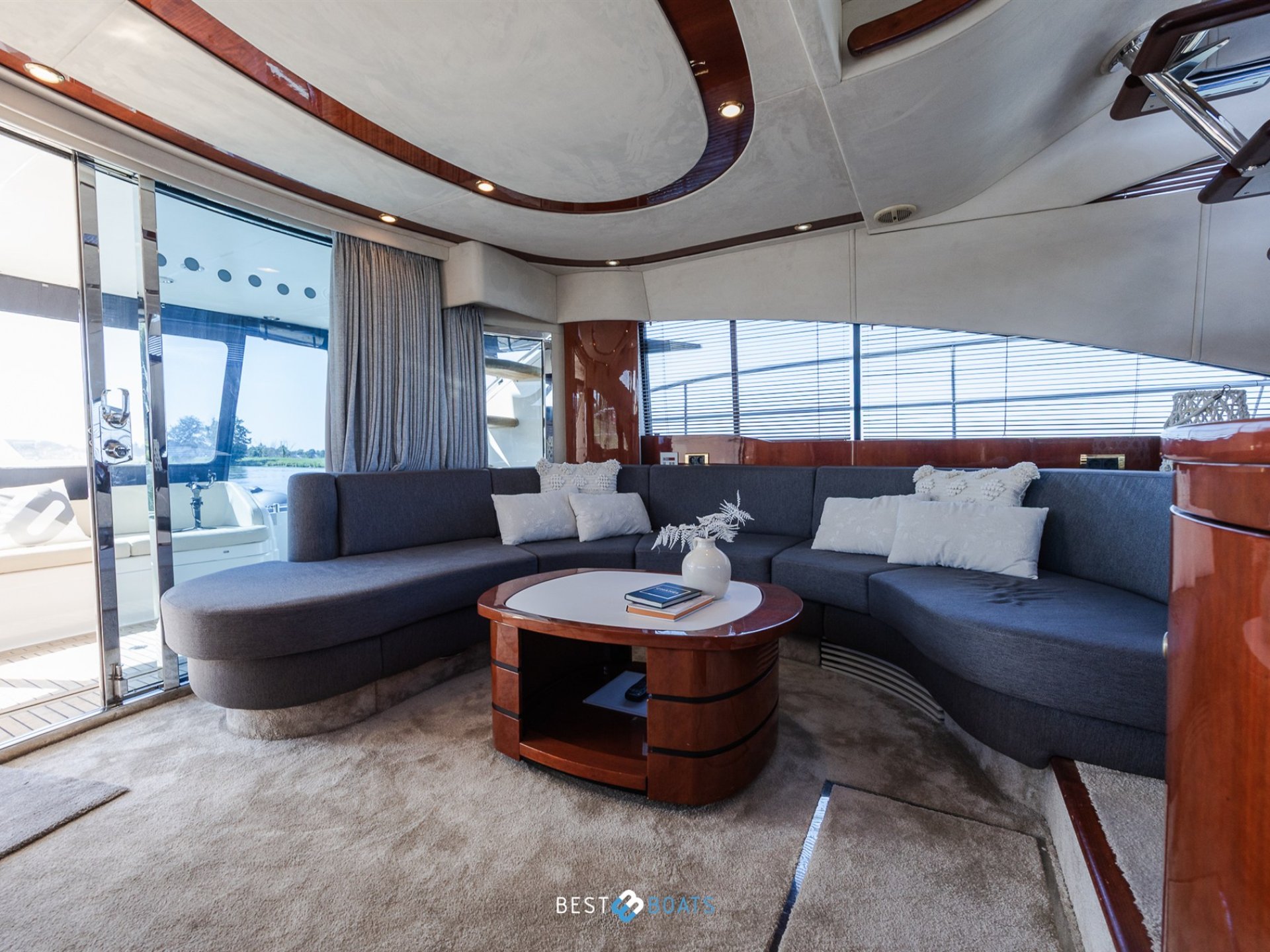 Fairline 58 Squadron