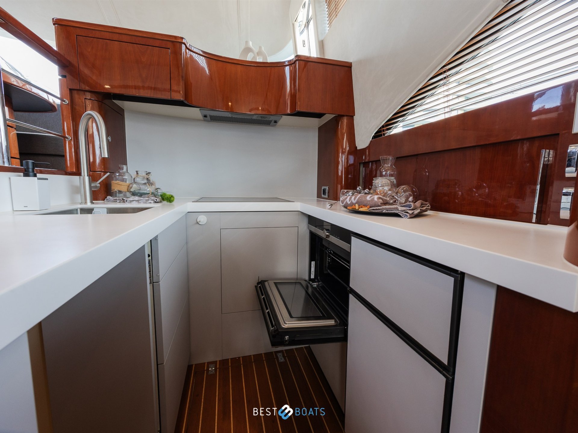 Fairline 58 Squadron
