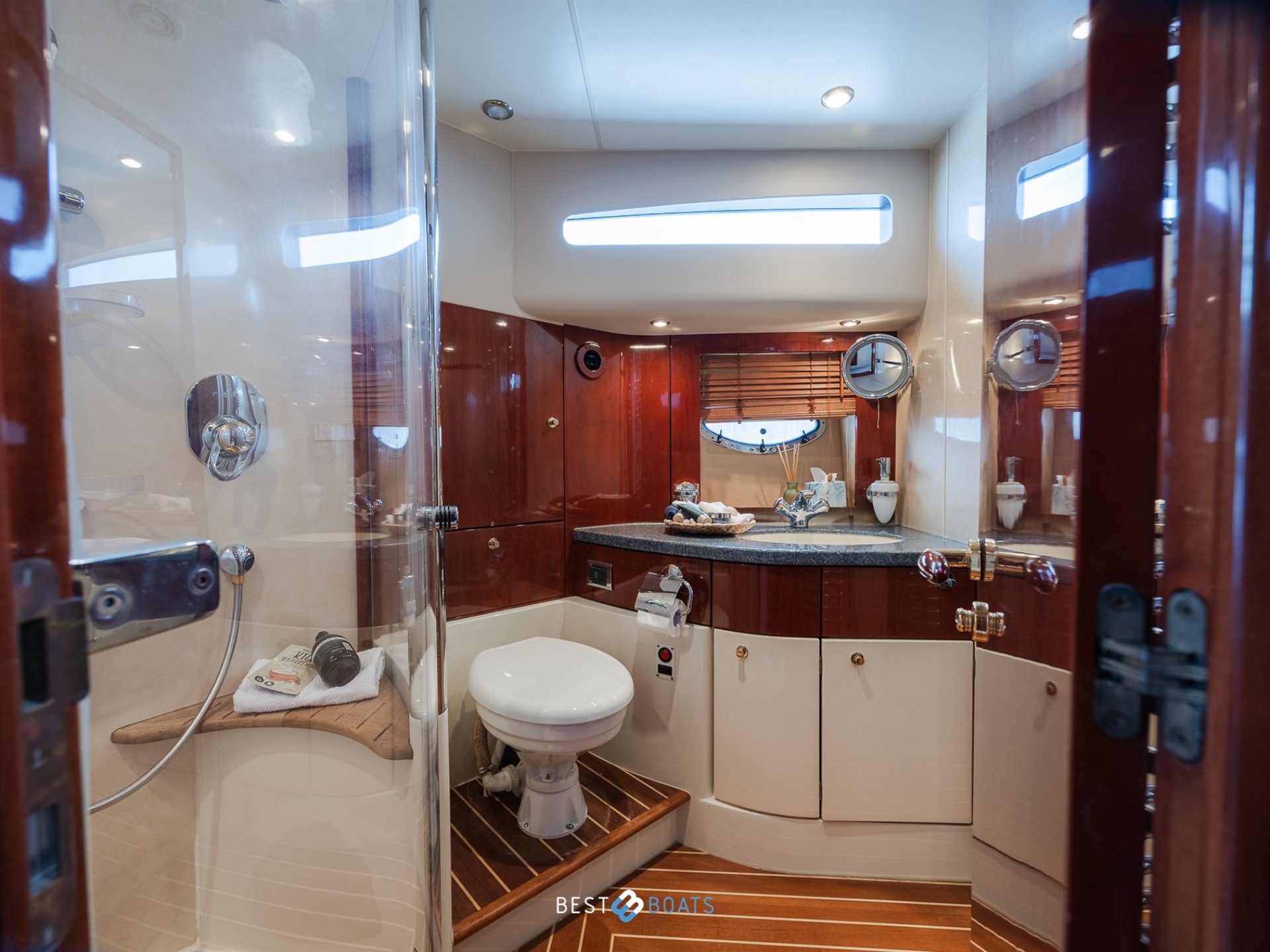 Fairline 58 Squadron