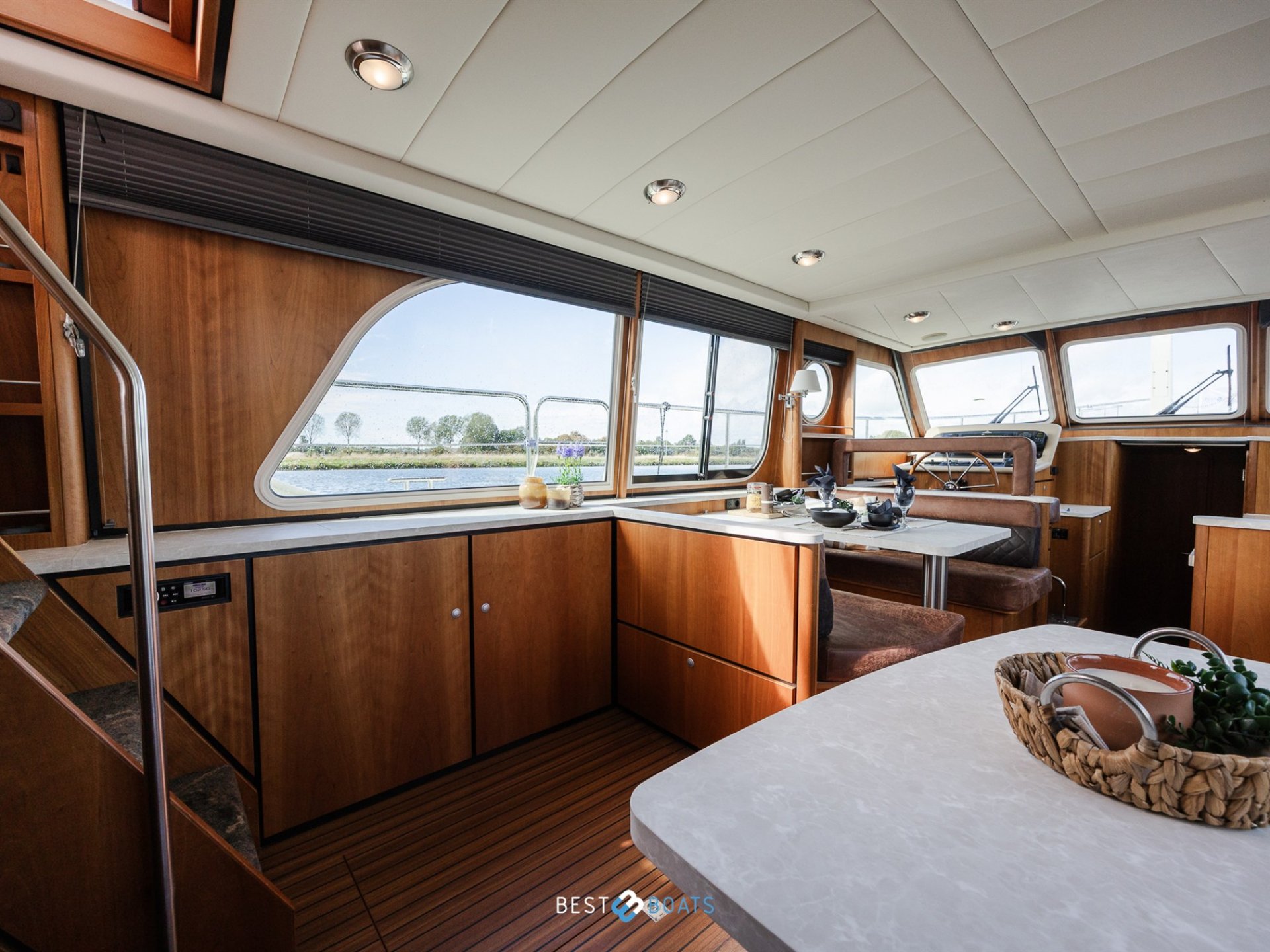 Linssen Grand Sturdy 45.9 AC Twin