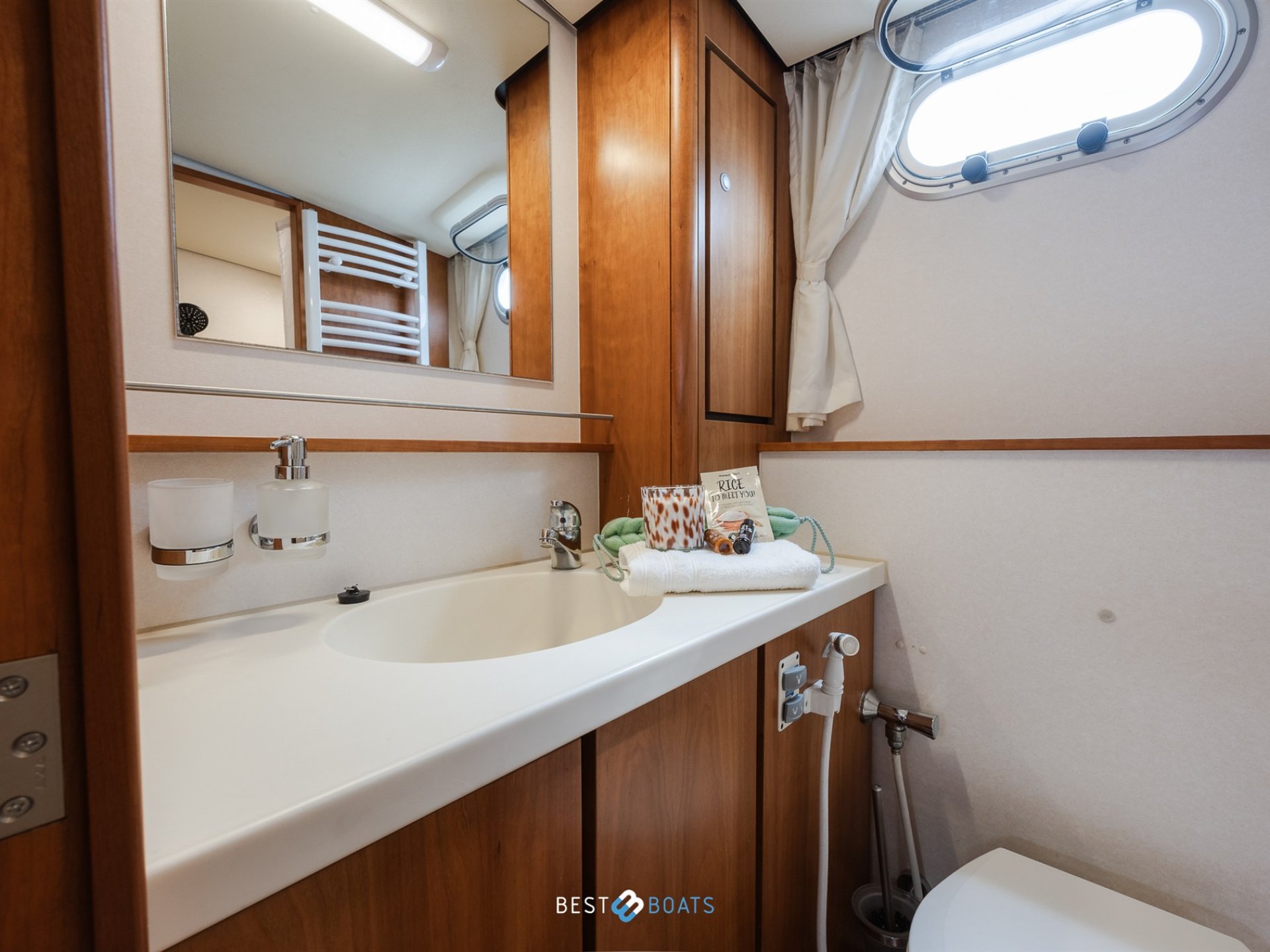 Linssen Grand Sturdy 45.9 AC Twin