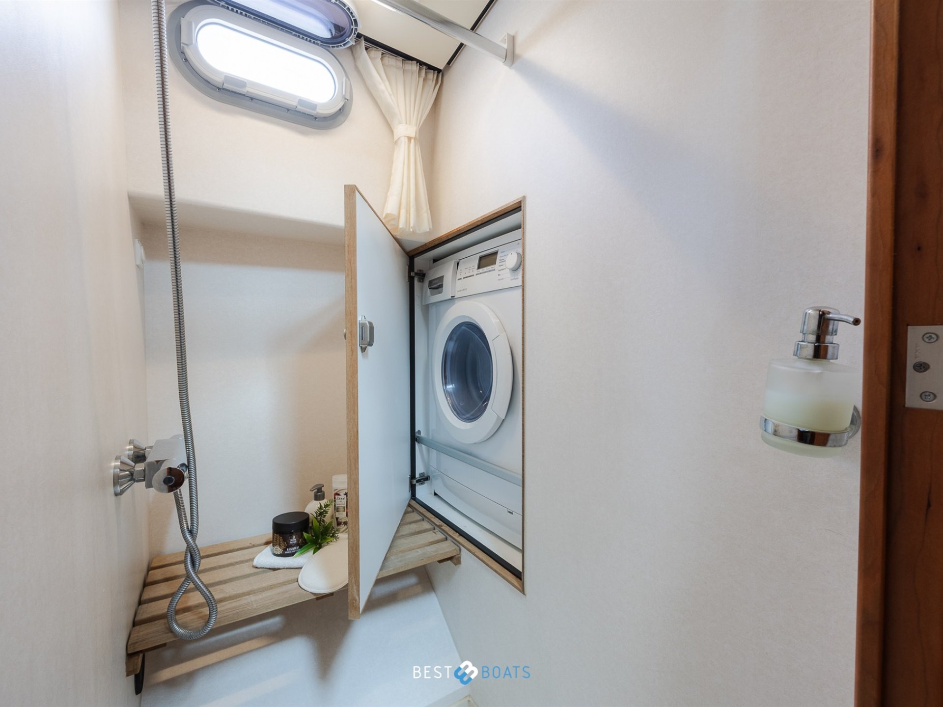 Linssen Grand Sturdy 45.9 AC Twin