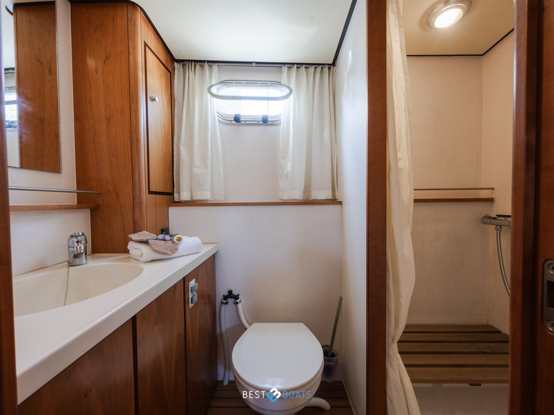 Linssen Grand Sturdy 40.9 AC