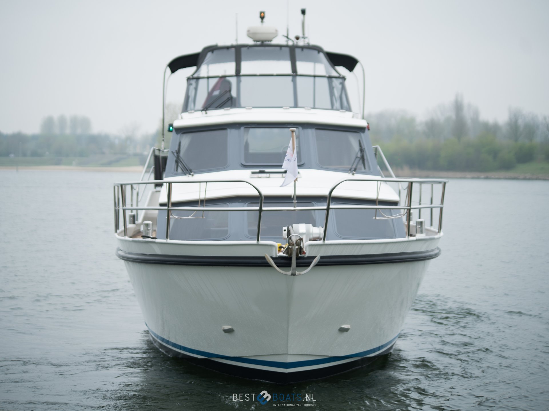 Linssen 37SE