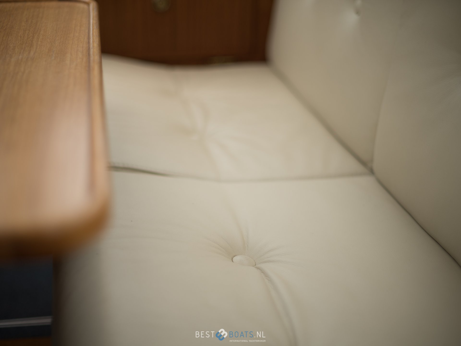 Linssen 37SE