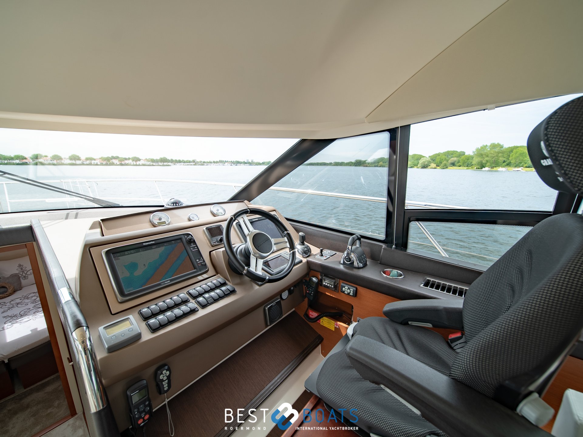 Prestige 500 Fly