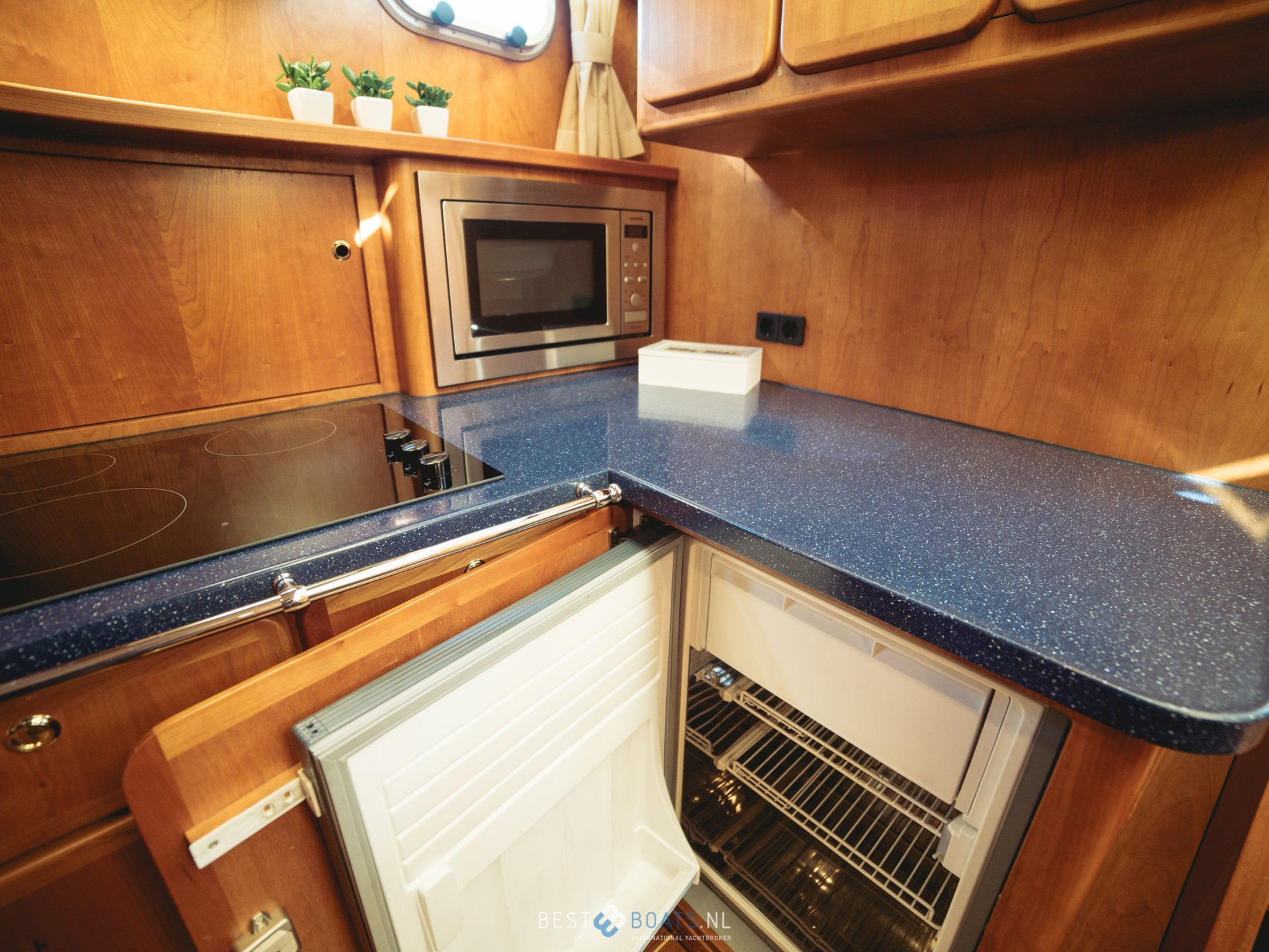 Linssen Grand Sturdy 430 AC