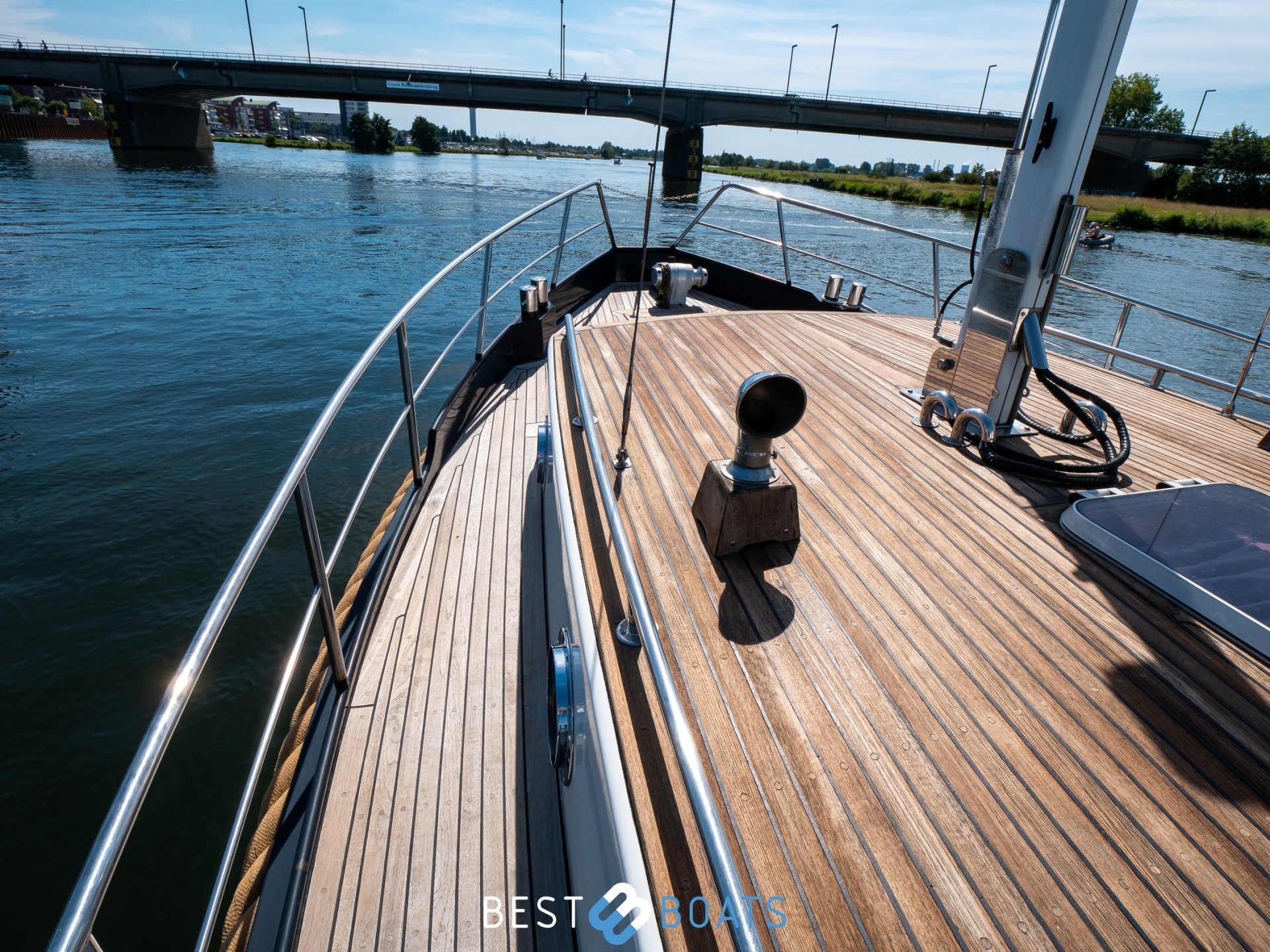 Linssen Classic Sturdy 400 AC Twin