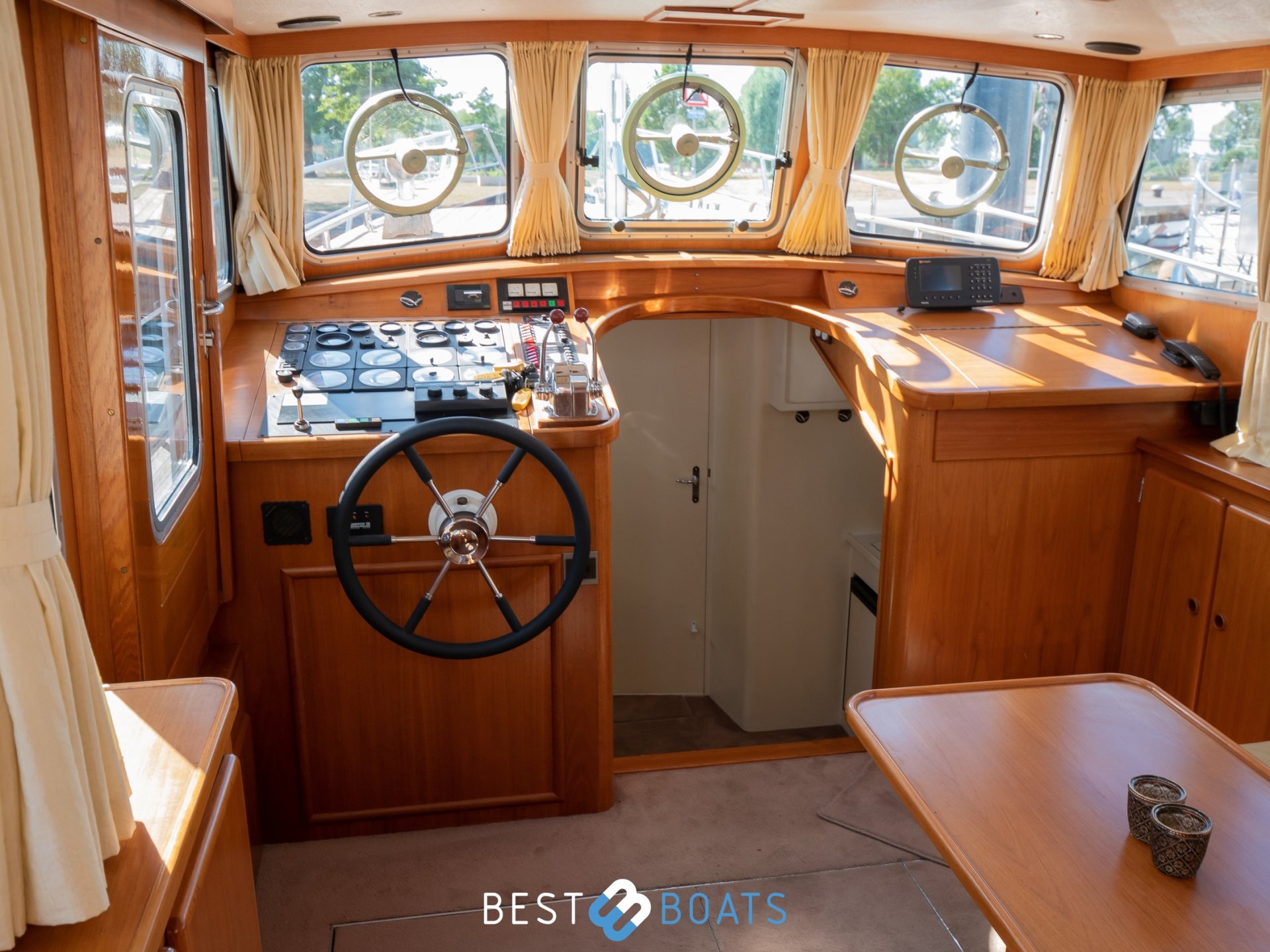 Linssen Classic Sturdy 400 AC Twin