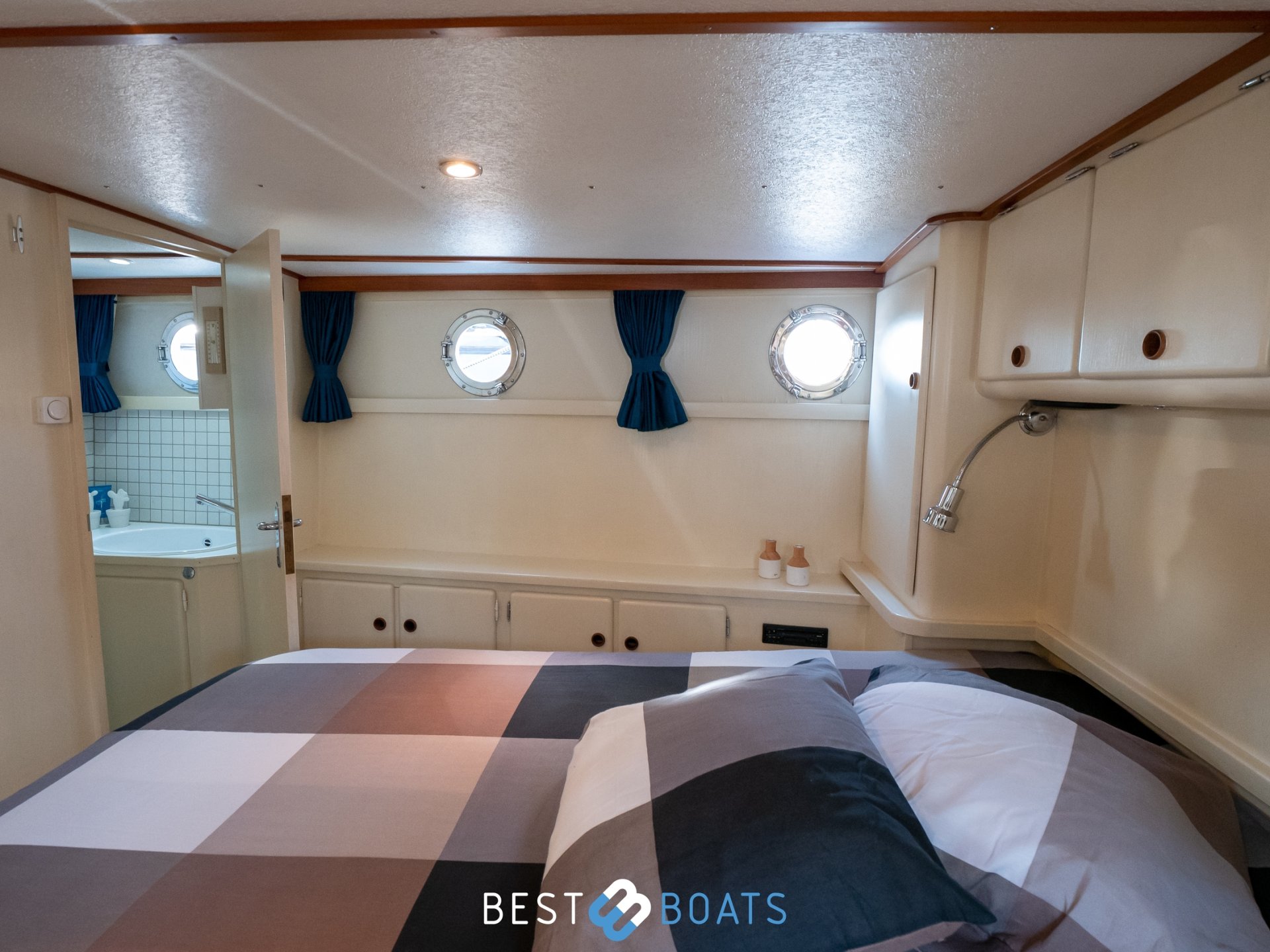 Linssen Classic Sturdy 400 AC Twin
