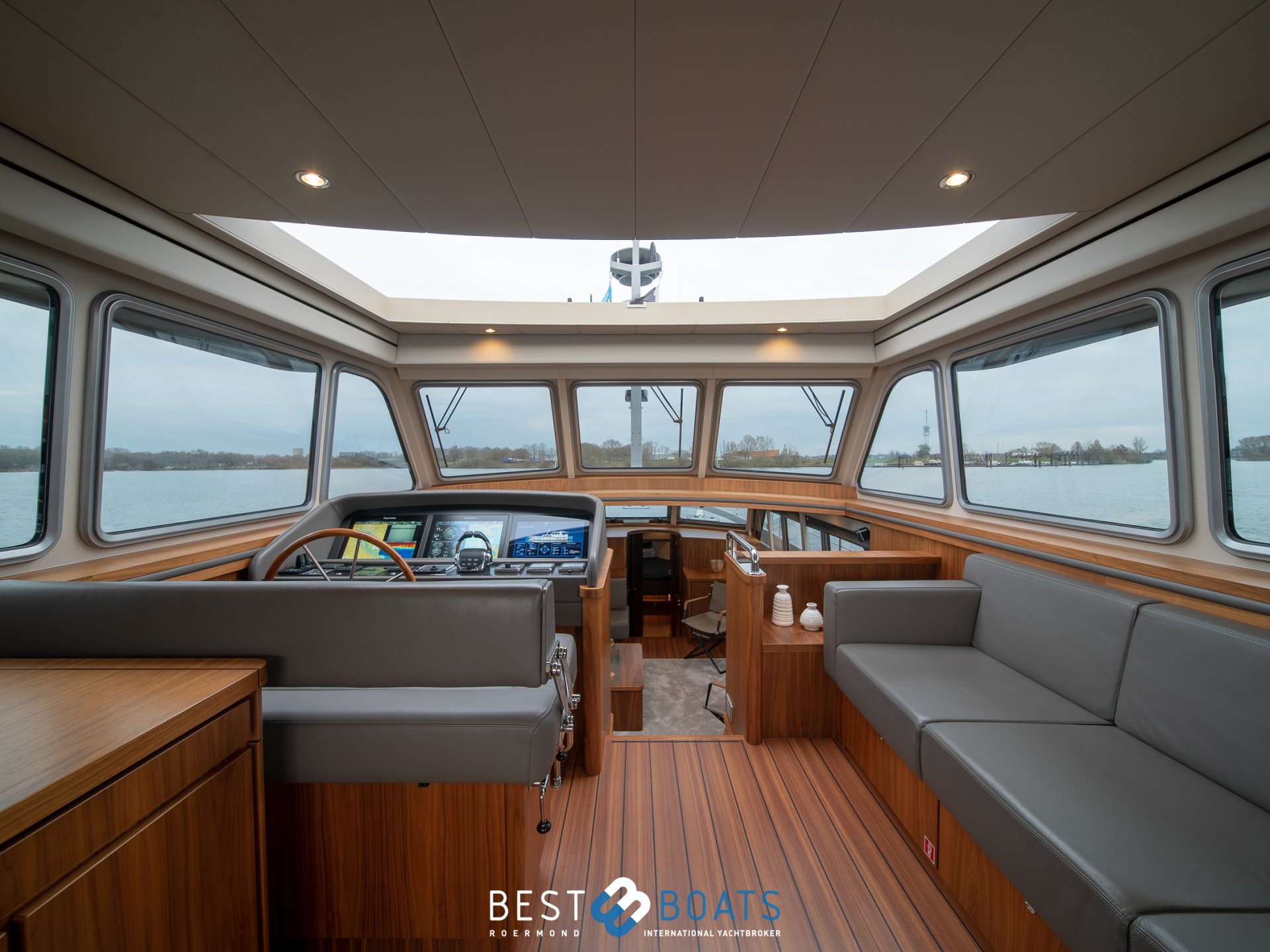 Linssen Grand Sturdy 590 AC Wheelhouse