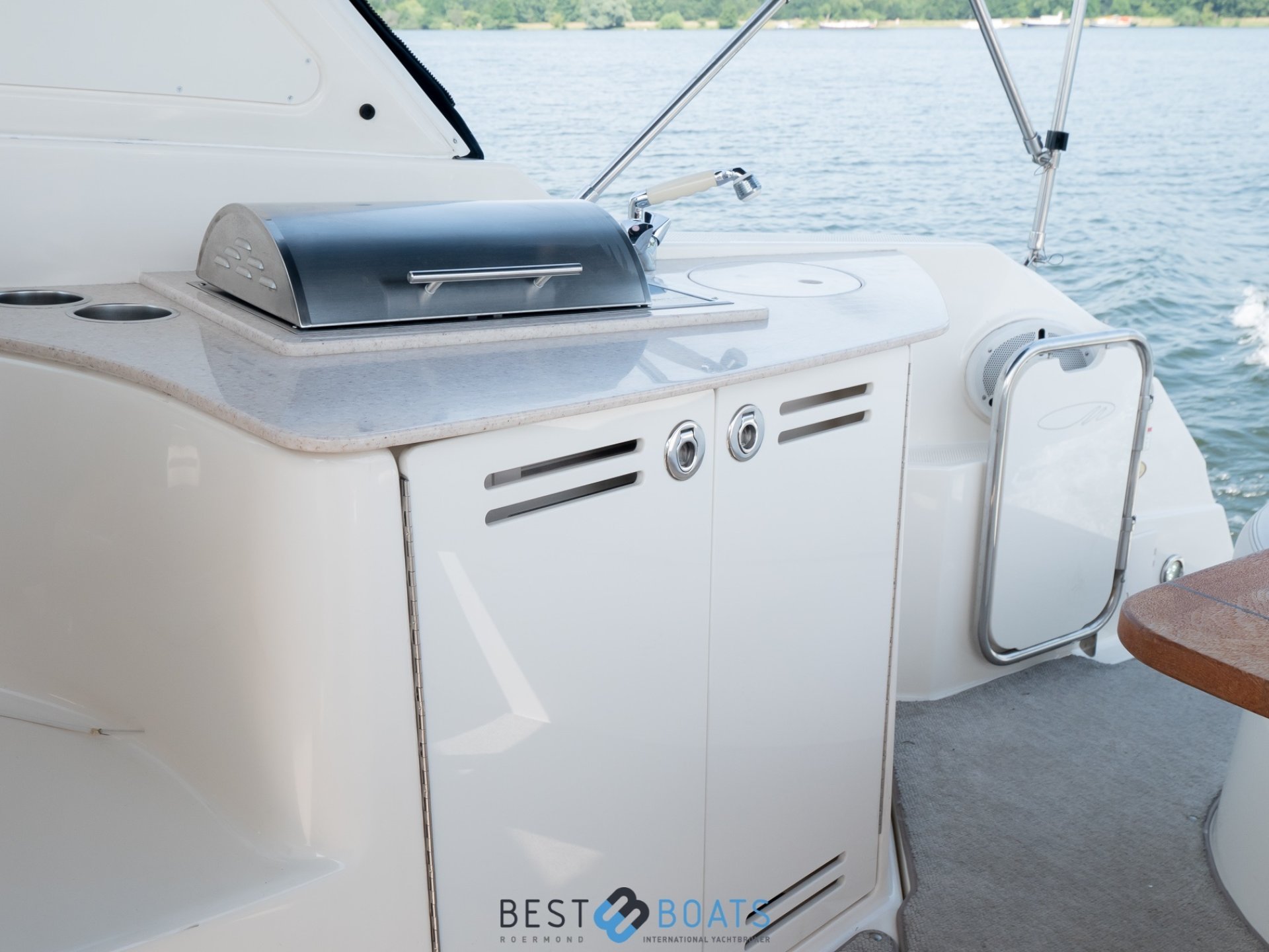 Maxum 2900 SE