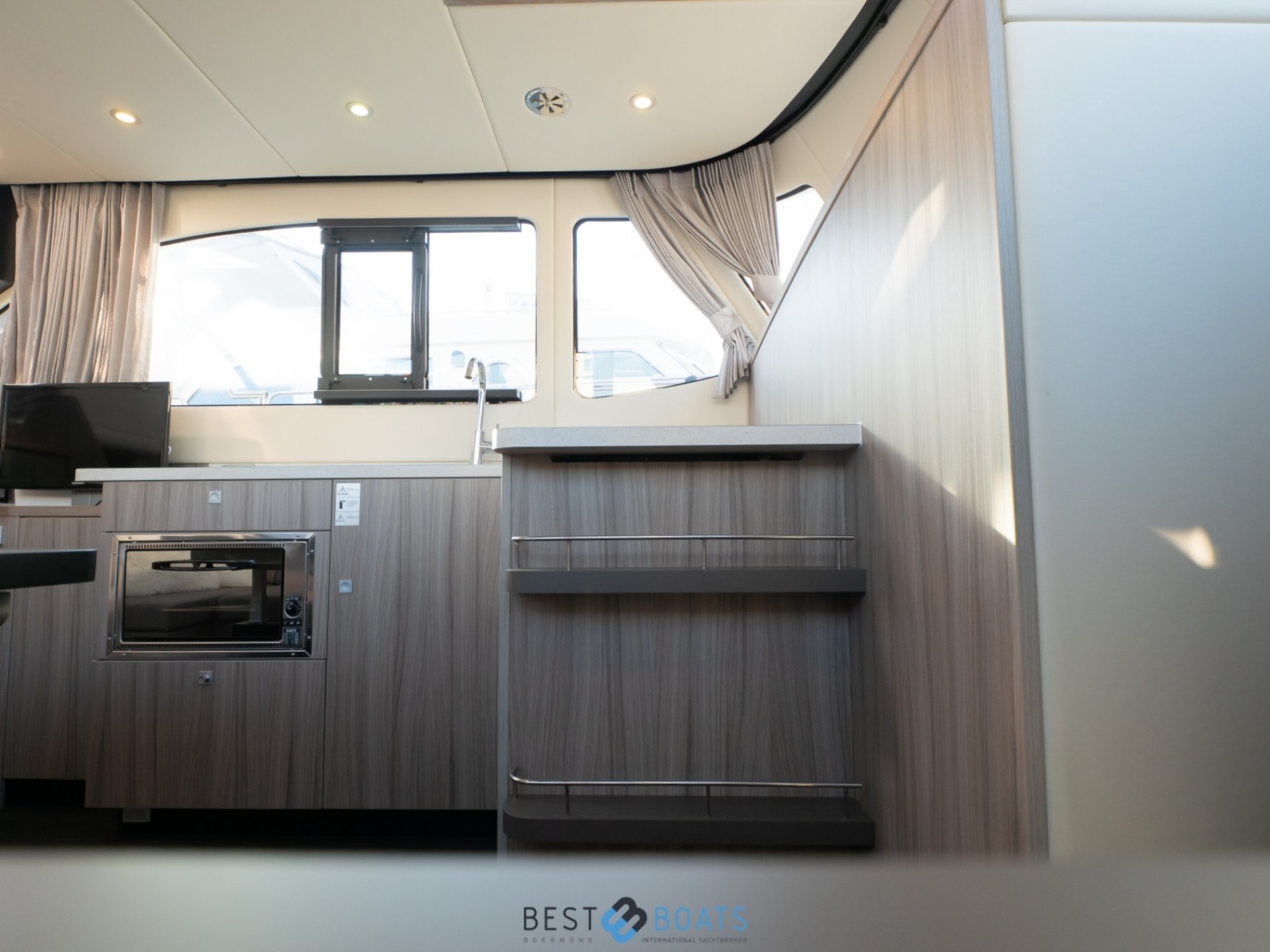 Jetten 38 AC