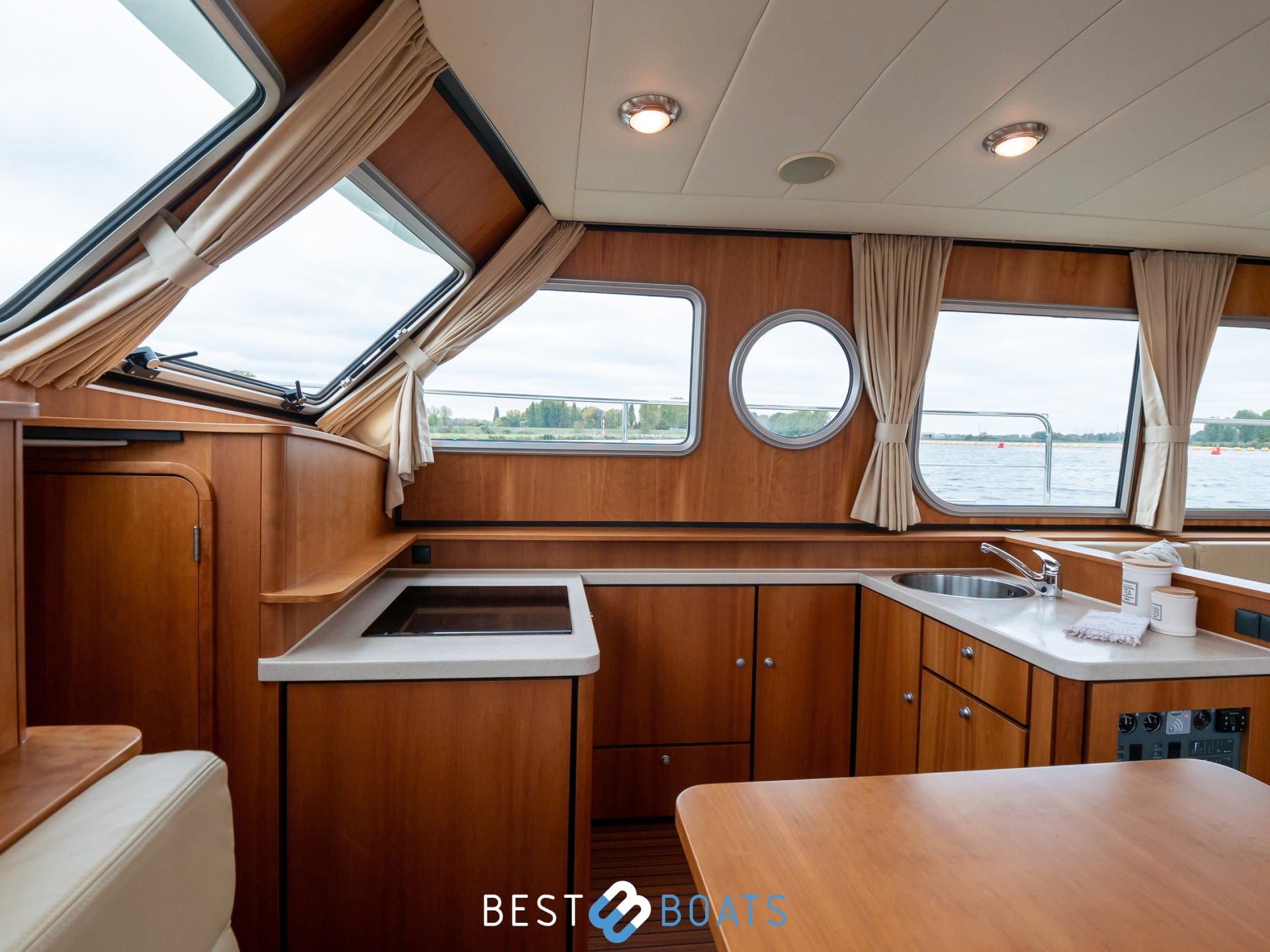 Linssen Grand Sturdy 43.9 AC