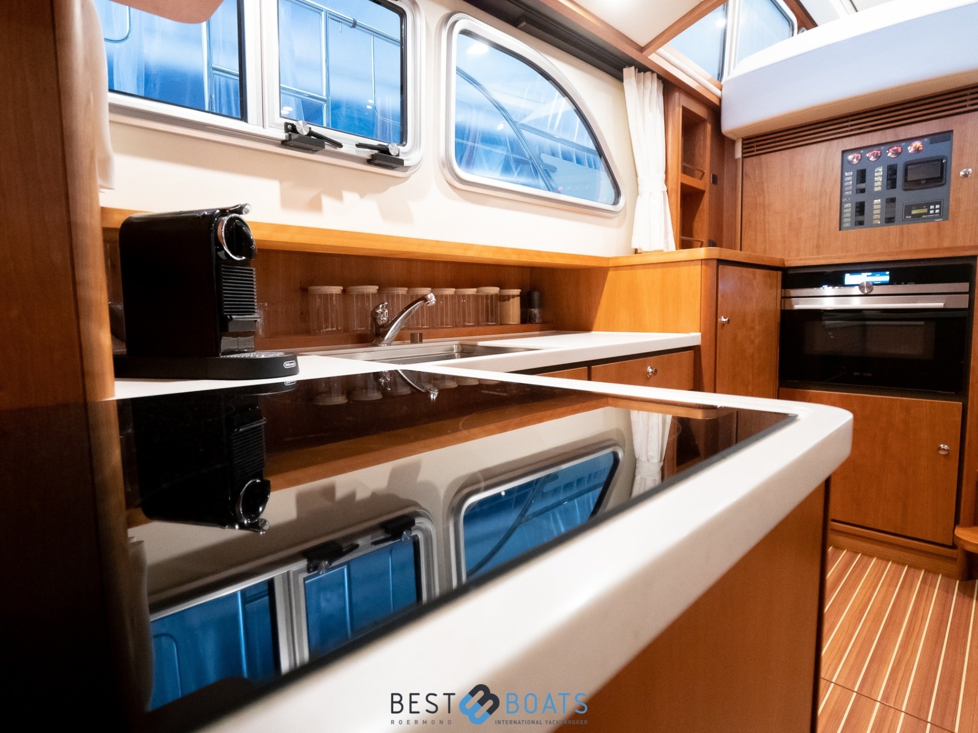 Linssen Grand Sturdy 470 Wheelhouse
