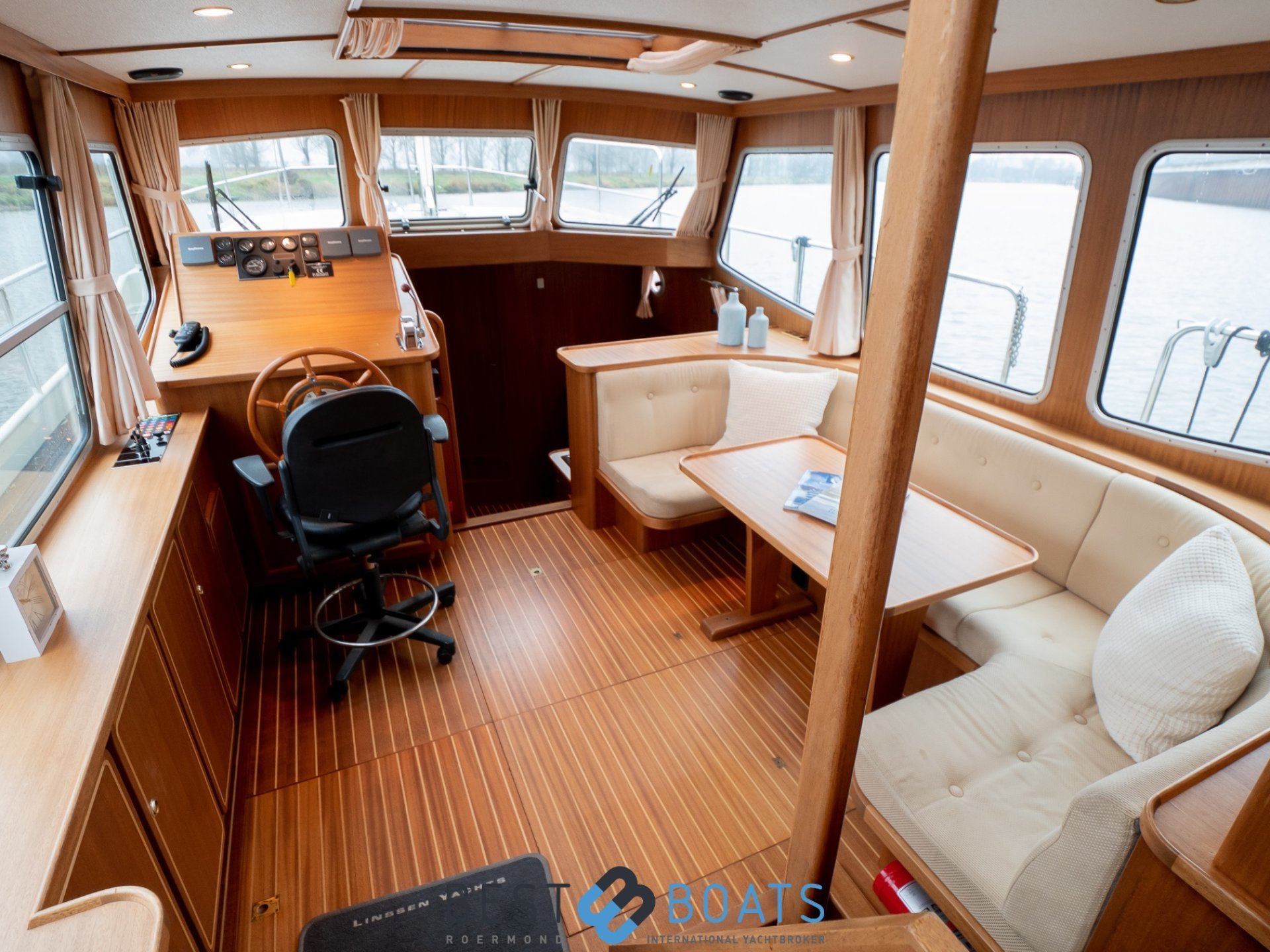 Linssen Dutch Sturdy 380 AC