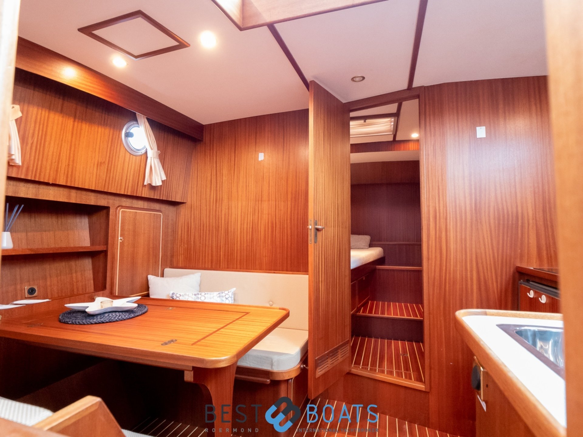 Linssen Dutch Sturdy 380 AC