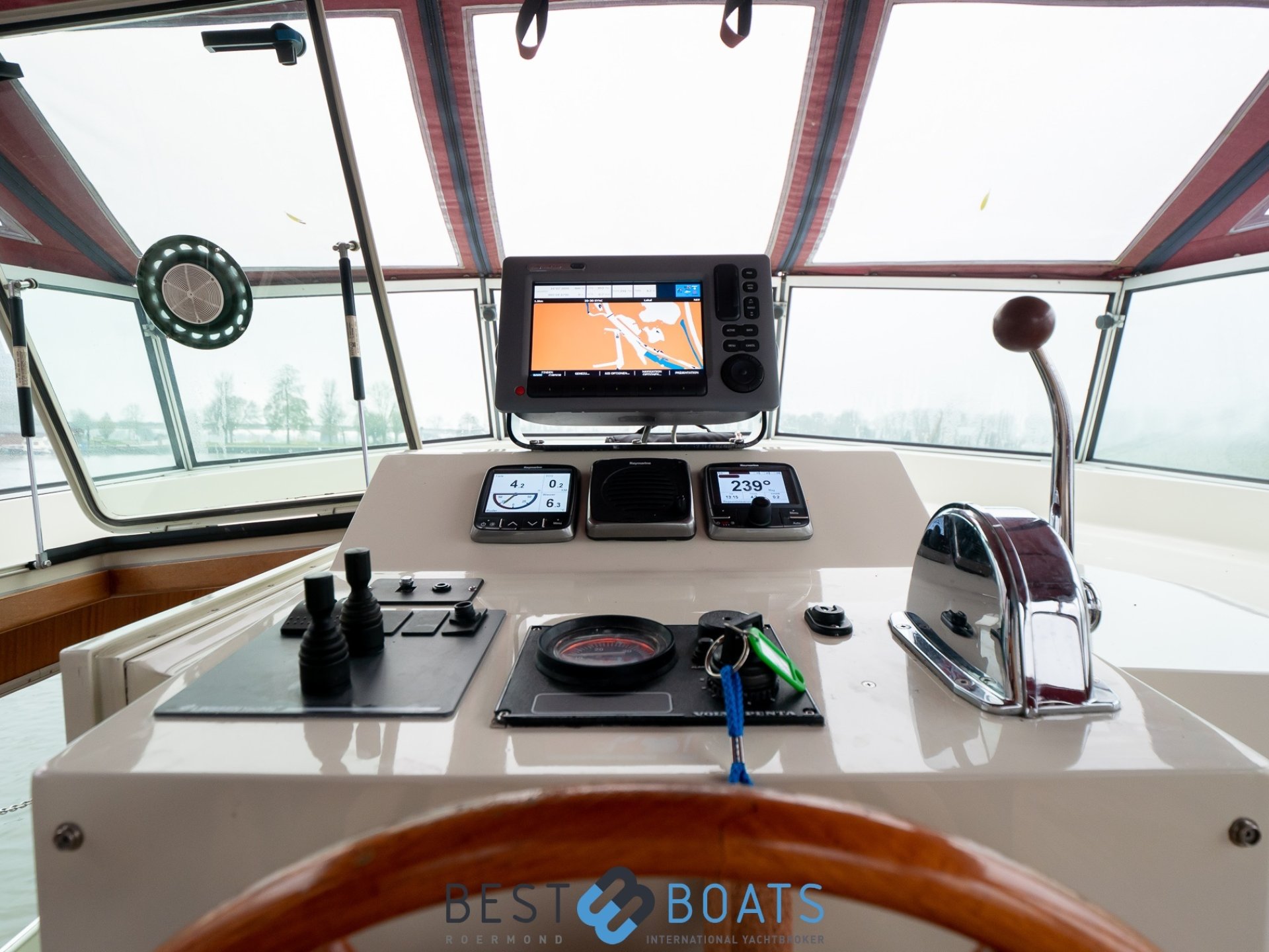 Linssen Dutch Sturdy 380 AC