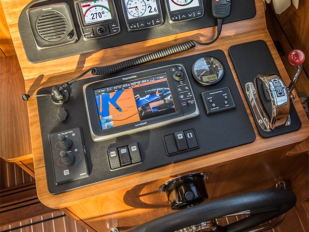 Linssen Grand Sturdy 36.9 Sedan Longtop
