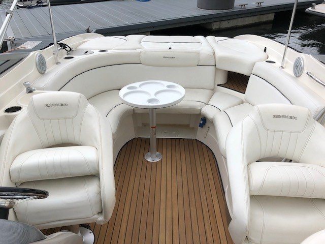 Rinker Captiva 246 Bowrider